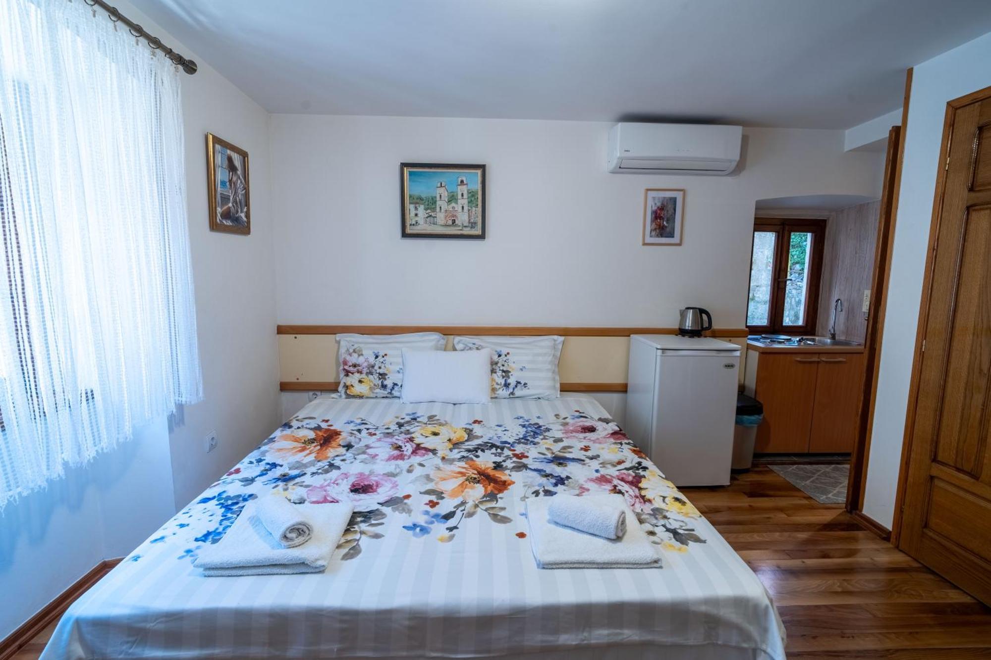 Studios Belvi Kotor Exteriér fotografie
