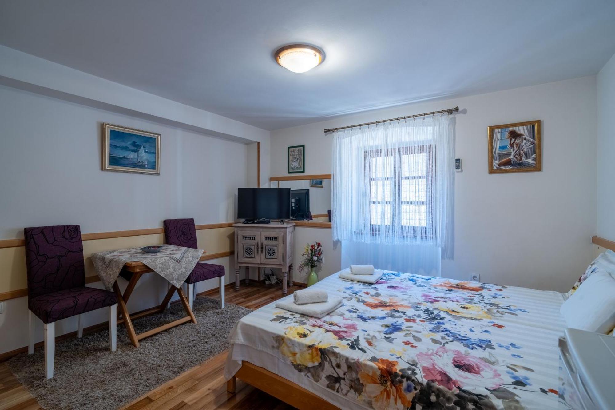 Studios Belvi Kotor Exteriér fotografie