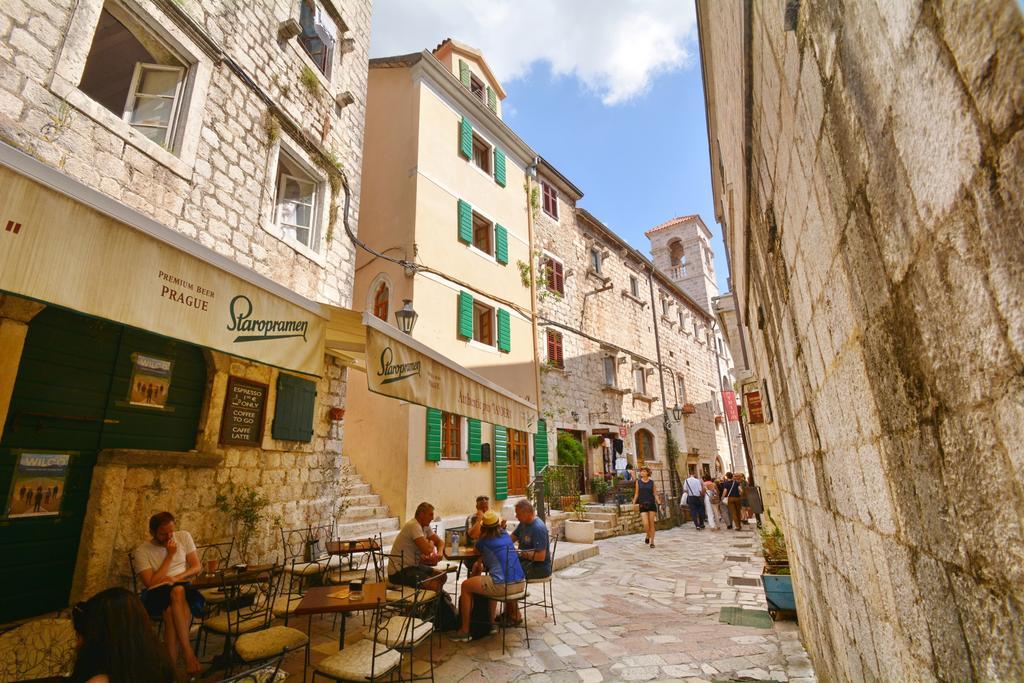 Studios Belvi Kotor Exteriér fotografie