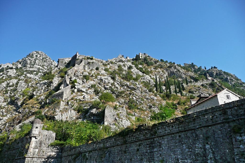 Studios Belvi Kotor Exteriér fotografie