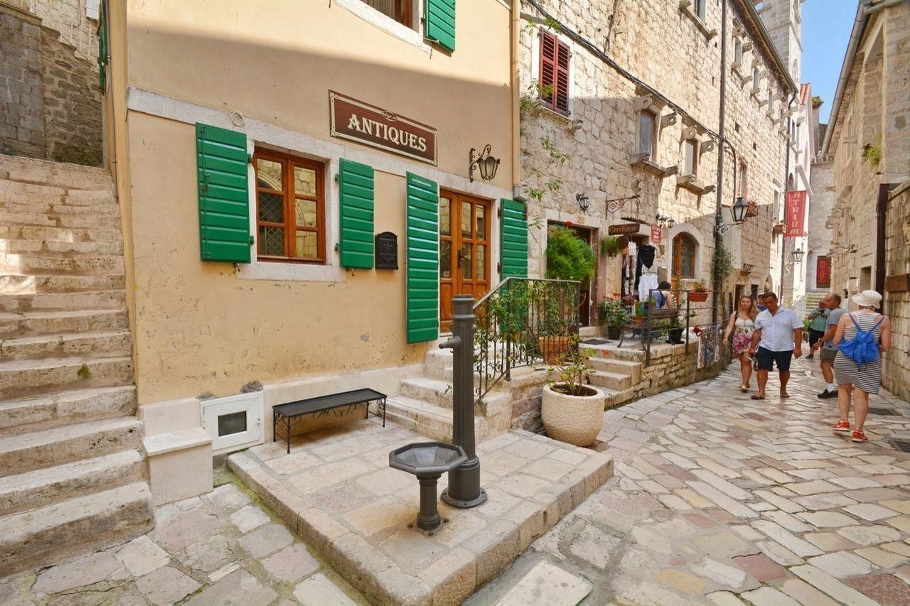 Studios Belvi Kotor Exteriér fotografie